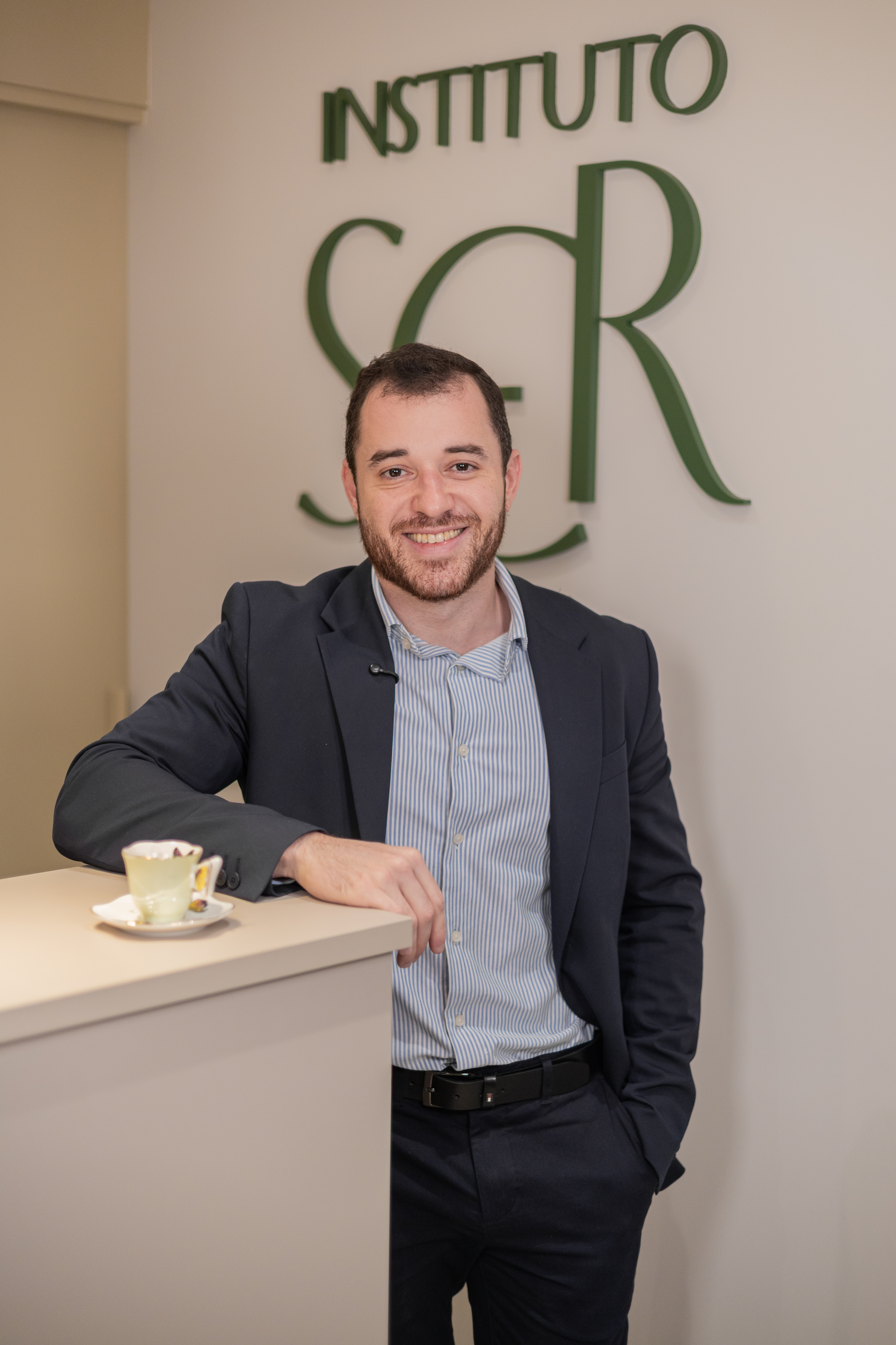 Dr. Gabriel Orioli — Nutrologia e Endocrinologia
